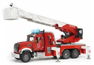 Produktbild von Bruder 2821 MACK Granite Feuerwehrleiterwagen mit Pumpe