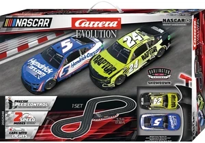 Produktbild von Carrera GO!!! Komplettset NASCAR Darlington Showdown