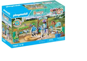 Produktbild von Playmobil 71637  Horses of Waterfall  Moderne Reitschule