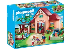 Produktbild von Playmobil 5529  City Life  Tierarztpraxis mit Gehege